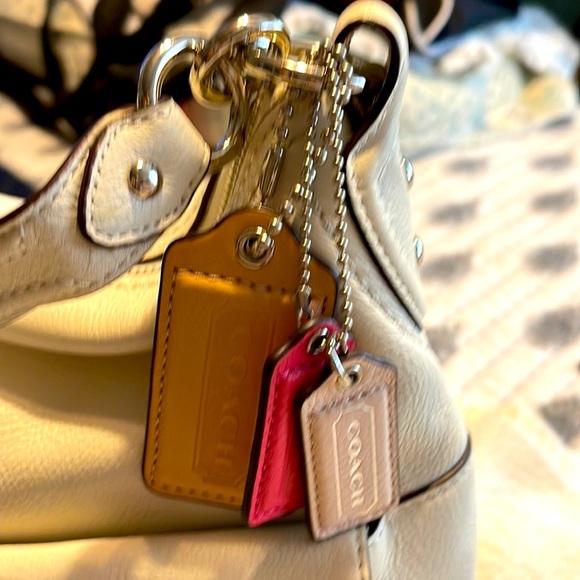 NWT - Picture 2 of 7